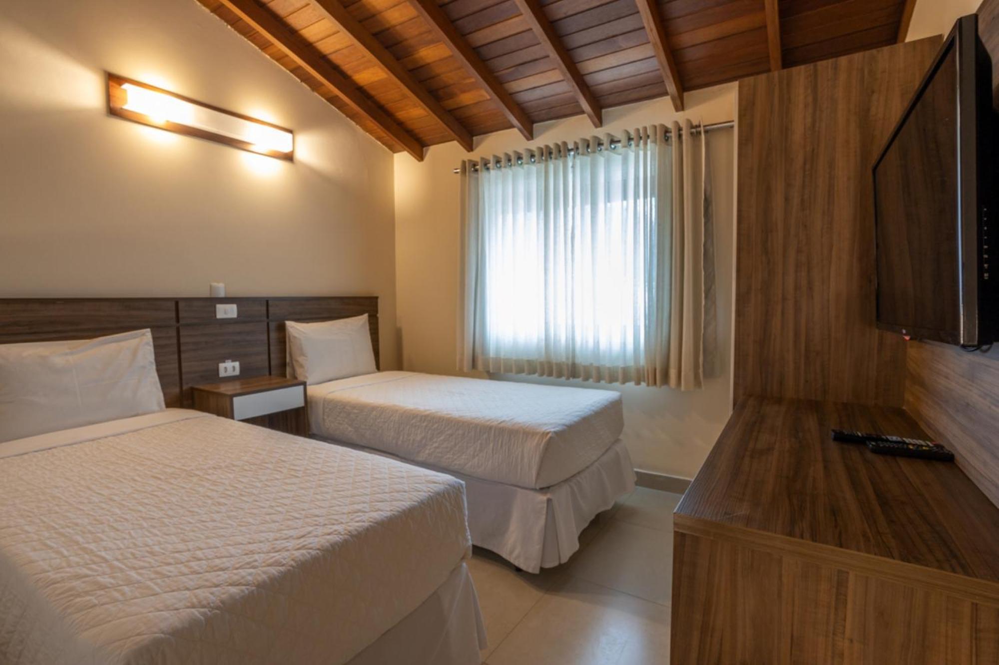 Amora Hotel Maresias Exterior photo