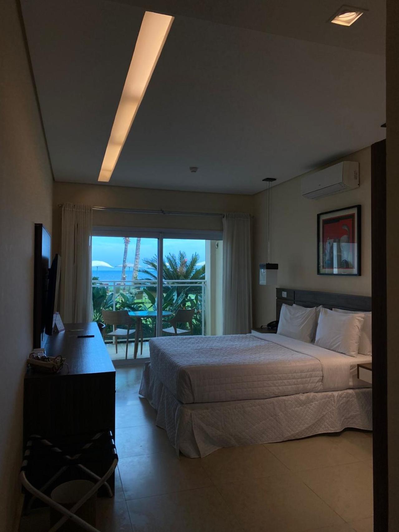 Amora Hotel Maresias Exterior photo